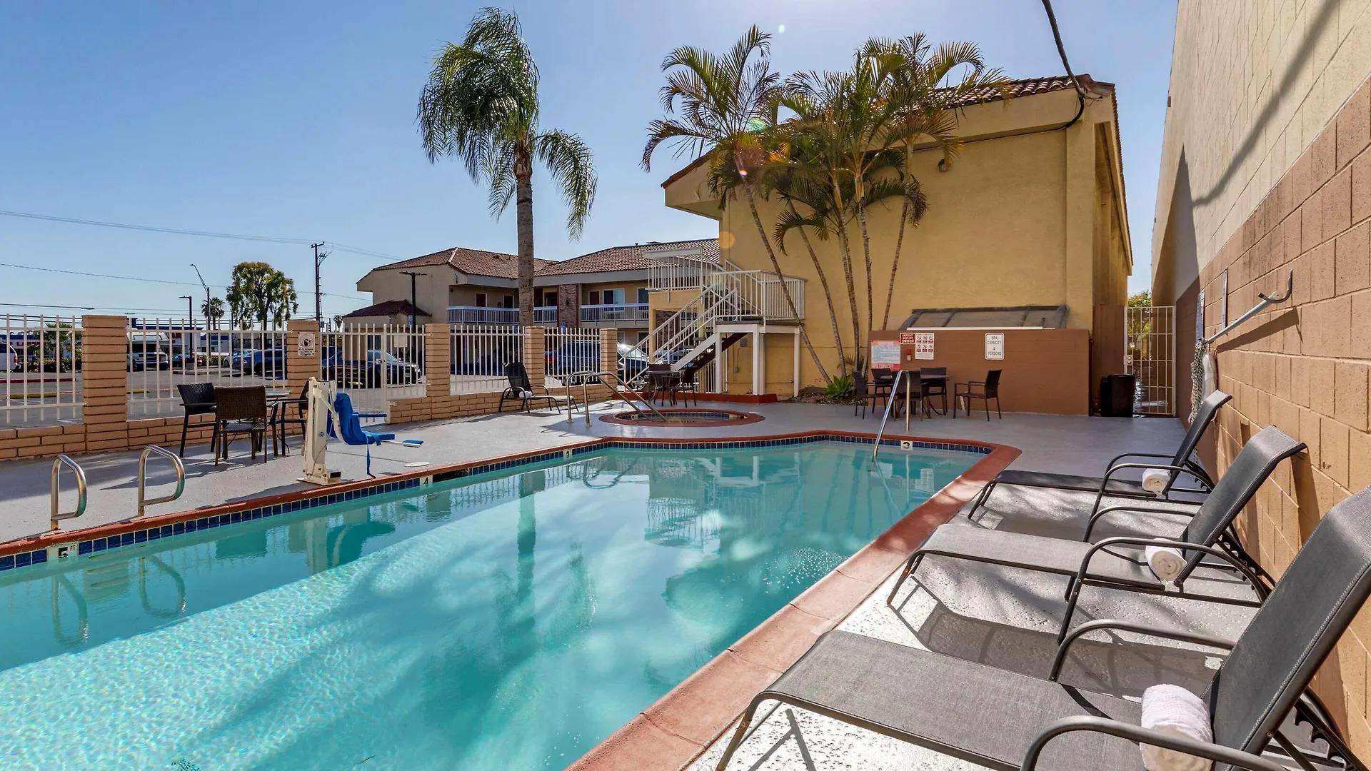 Quality Inn Long Beach - Signal Hill