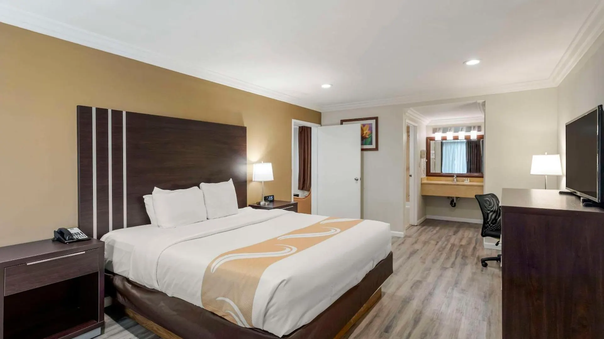 Quality Inn Long Beach - Signal Hill