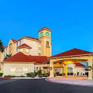 https://la-quinta-inn-suites-mesa-superstition-springs.scottsdalehotels.org