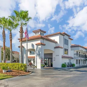 https://quality-inn-daytona-speedway-i-95.thedaytonabeachhotels.com