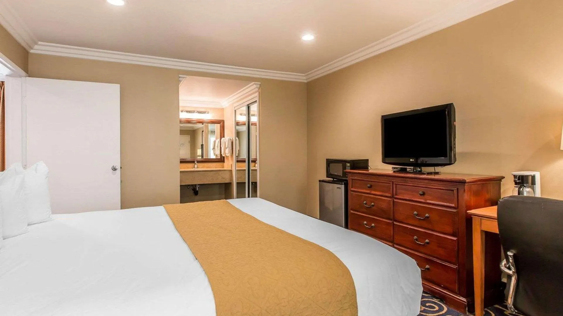 Quality Inn Long Beach - Signal Hill